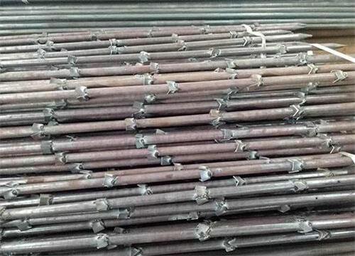 兰山隧道钢花管